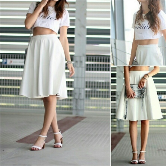 Who What Wear Dresses & Skirts - NEW Who What Wear Vegan Leather Turtledove Skirt